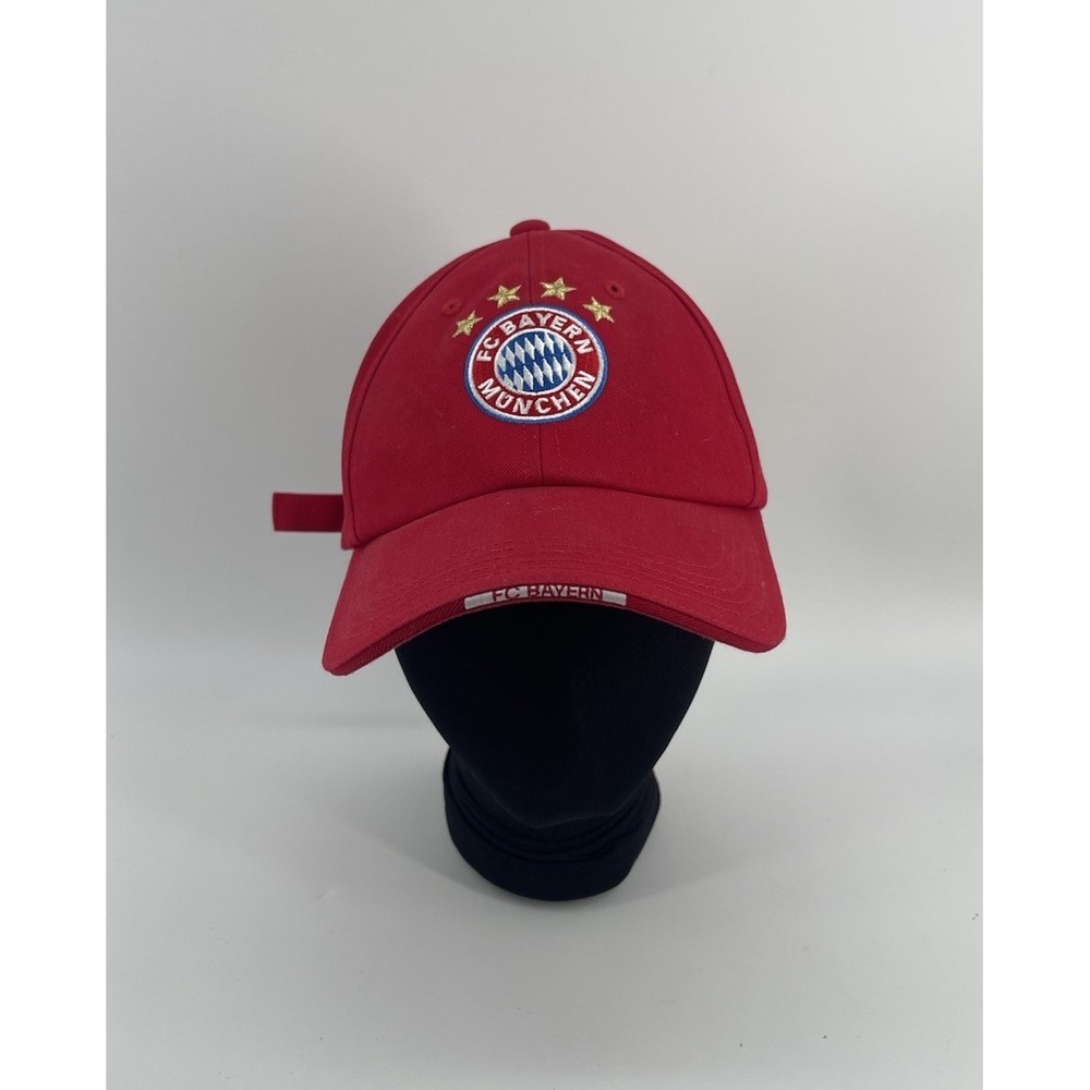 FC Bayern Munich Hat Red Adjustable Strapback Soccer Cap One Size 2016